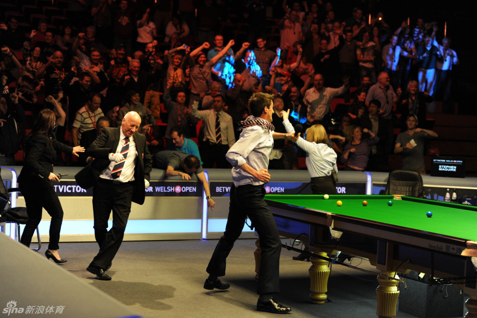 爱游戏体育-关于JackeyLove重返赛场，重返赛场首场状态出色，西班牙队观众沸腾！的信息