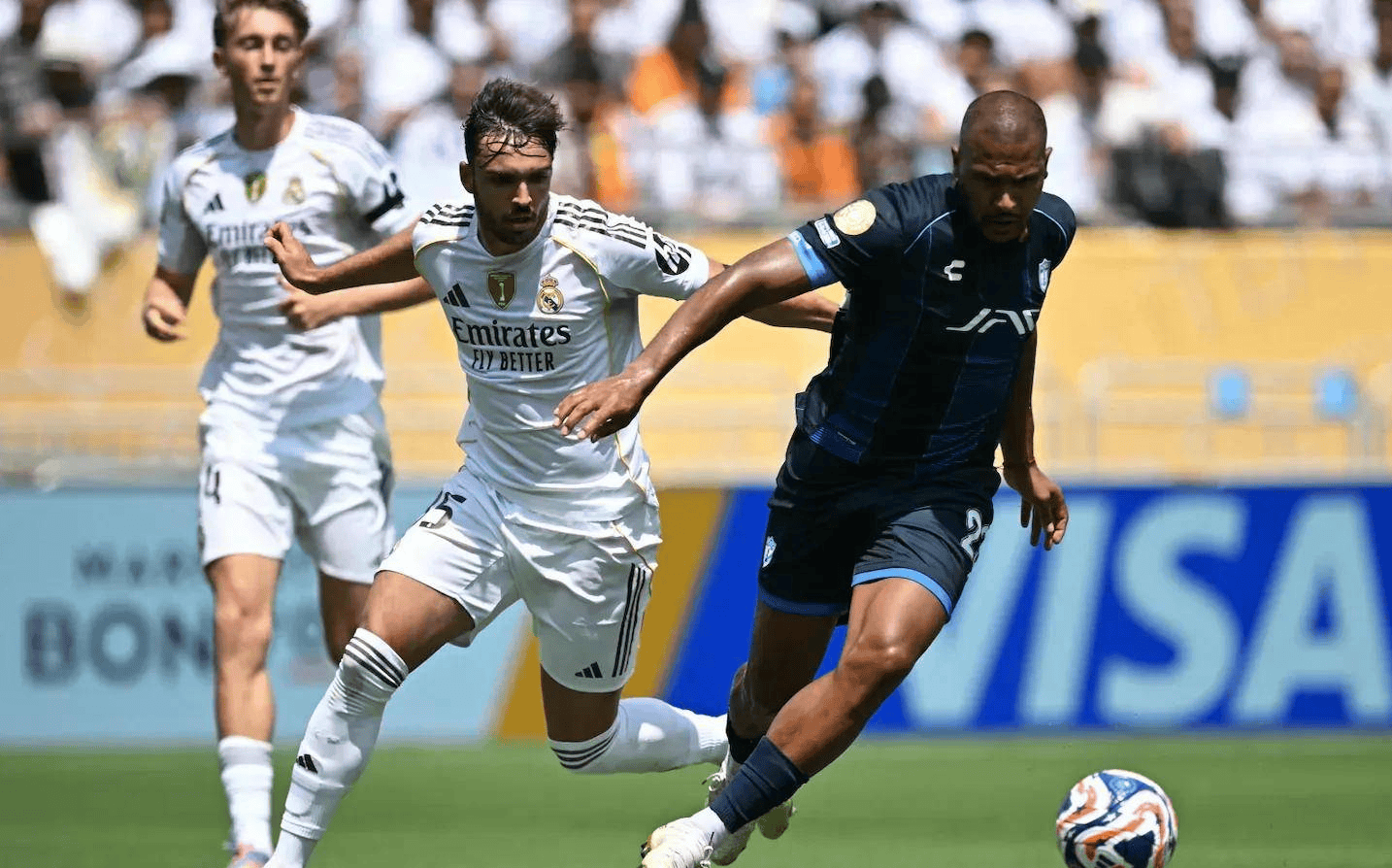 AYX-西亚卡姆与80激战皇家马德里分钟，表现优异胜负难料！，Ning焦点对战热度持续攀升(西亚卡姆步行者首秀集锦)